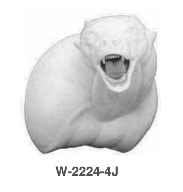 Black bear open mouth shoulder form
